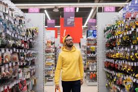 How to Choose a Home Improvement Store: A Smart Shopping Guide